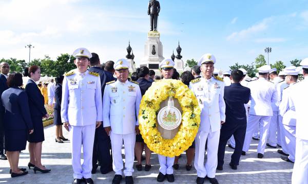 รองผู้อำนวยการ สสปท. ร่วมพิธีวางพวงมาลาถวายราชสักการะพระบรมราชานุสาวรีย์พระบาทสมเด็จพระบรมชนกาธิเบศร มหาภูมิพลอดุลยเดชมหาราช บรมนาถบพิตร เนื่องใน ”วันนวมินทรมหาราช“  